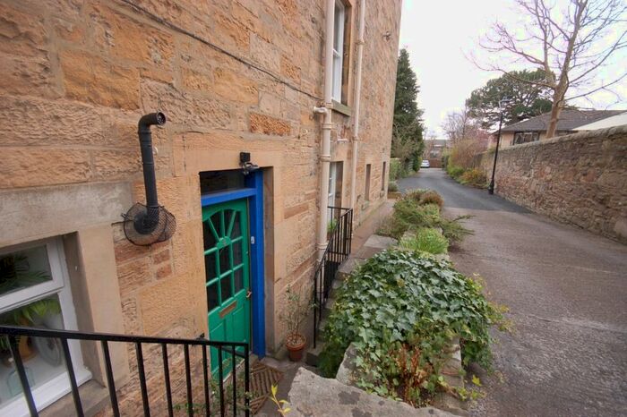 2 Bedroom Flat To Rent In Churchill Drive, Morningside, Edinburgh, EH10