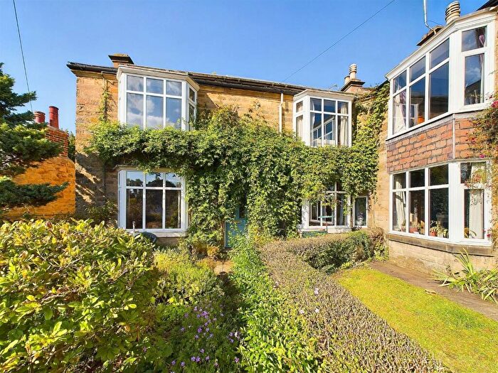 3 Bedroom Semi-Detached House For Sale In Gorsey Bank, Wirksworth, Matlock, DE4