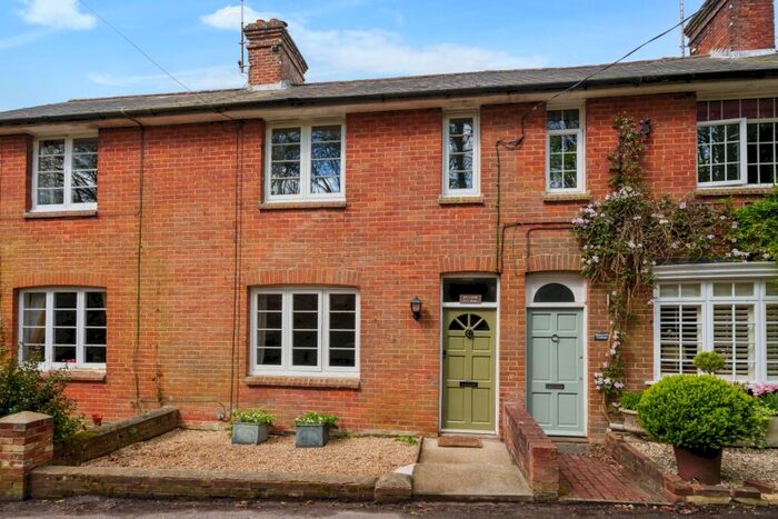 2 Bedroom Cottage To Rent In Tunbridge Lane Bramshott, GU30