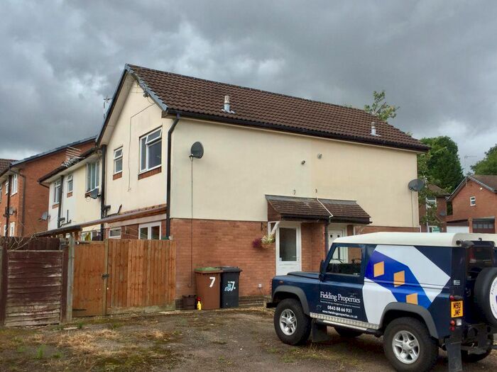 1 Bedroom Property To Rent In Oriel Road, Daventry, NN11