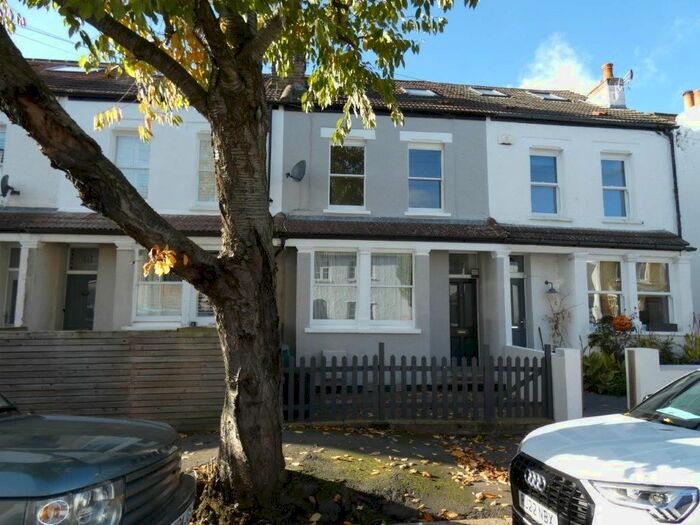 3 Bedroom Terraced House To Rent In Malvern Road, Hampton, TW12