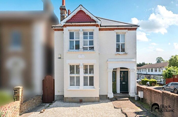 2 Bedroom Maisonette For Sale In Sydenham Park Road, Sydenham, London, SE26