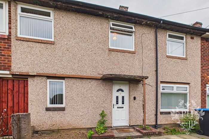 3 Bedroom Terraced House For Sale In Birkhall Road, Middlesbrough, TS3