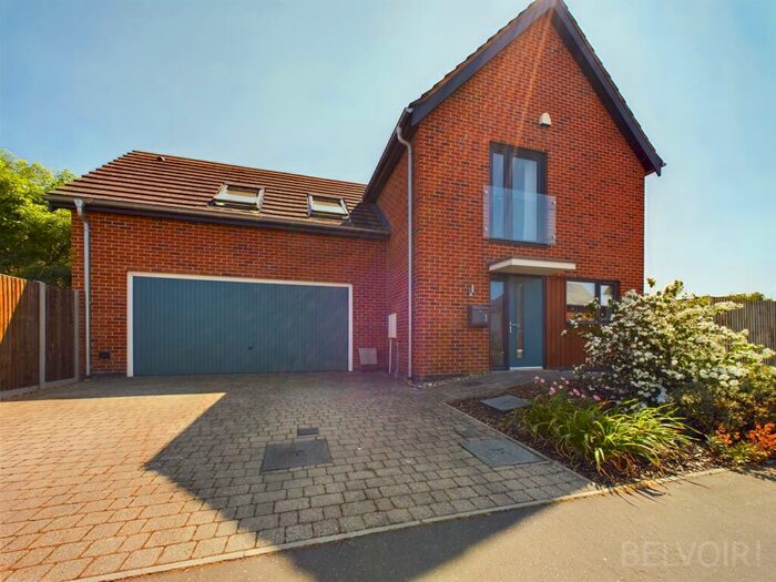 4 Bedroom Detached House To Rent In Saddlers Drive, Watton, IP25