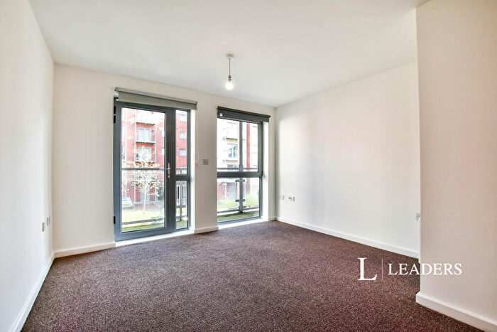 1 Bedroom Flat To Rent In Pioneer House, C Elmira Way, Salford, M5