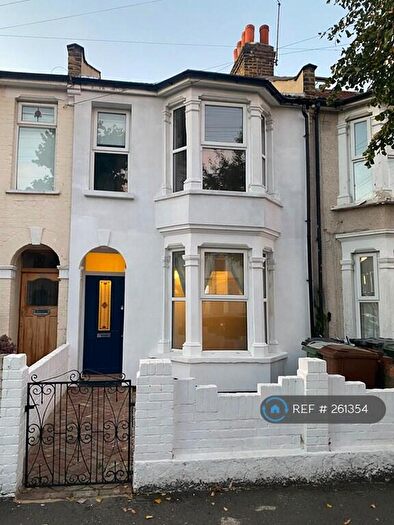 3 Bedroom Terraced House To Rent In Leyton, London, E10
