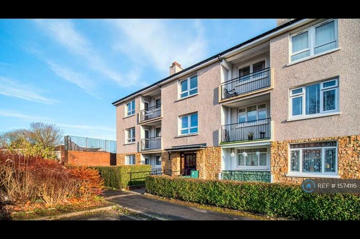 2 Bedroom Flat To Rent In Netherplace Crescent, Glasgow, G53