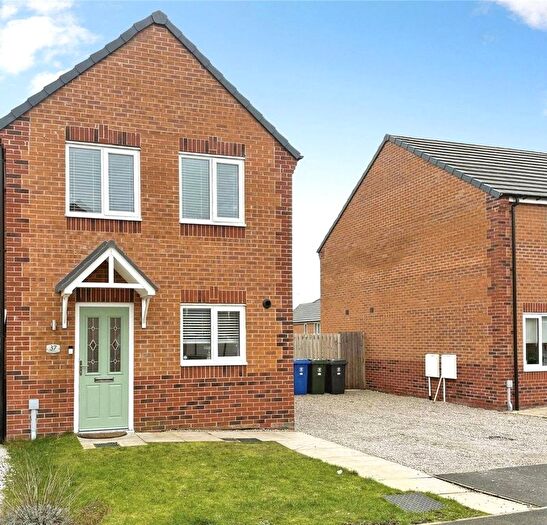 3 Bedroom Semi-Detached House For Sale In Courtfield Drive, Skelmersdale, Lancashire, WN8