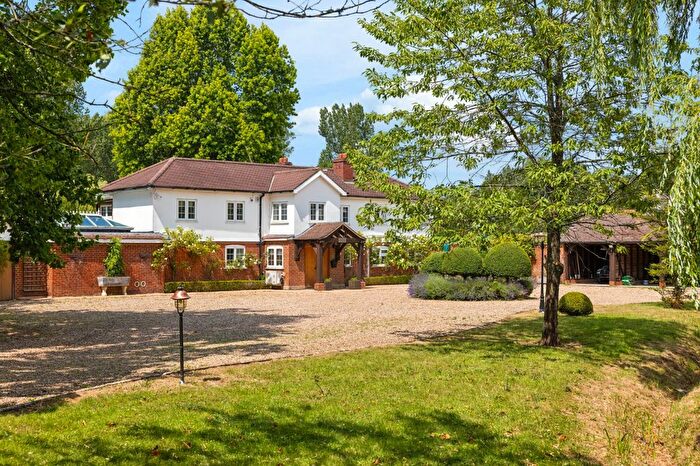 6 Bedroom Detached House For Sale In Goose Rye Road, Worplesdon, Guildford, GU3