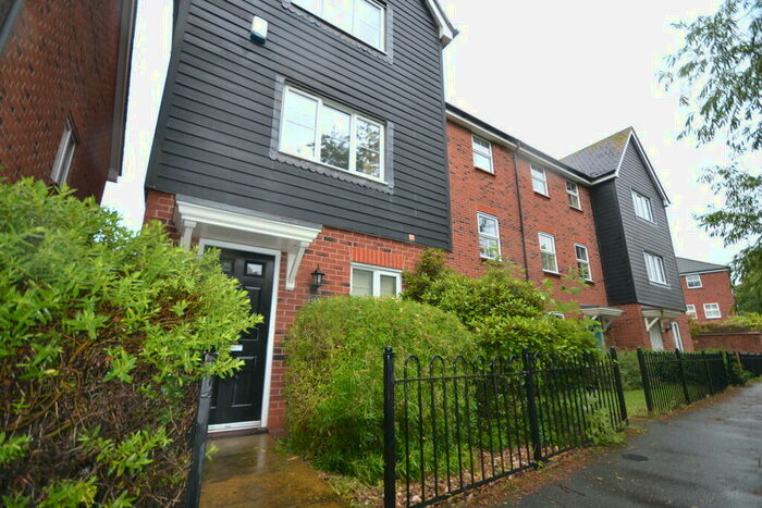 3 Bedroom Town House To Rent In Goldrill Close, West Bridgford, NG2
