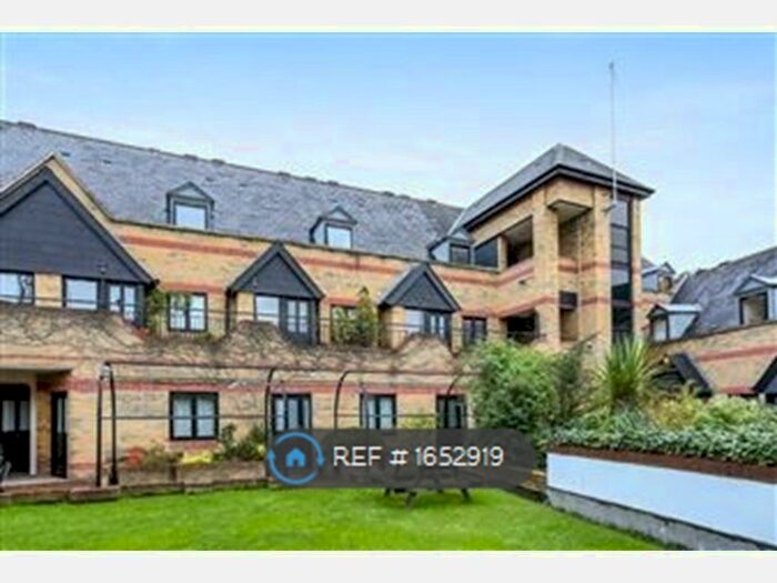 1 Bedroom Flat To Rent In Bridgehouse Court, London, SE1