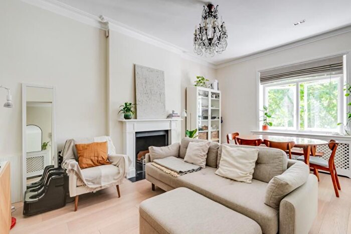 2 Bedroom Flat To Rent In Elsworthy Terrace, Primrose Hill, NW3