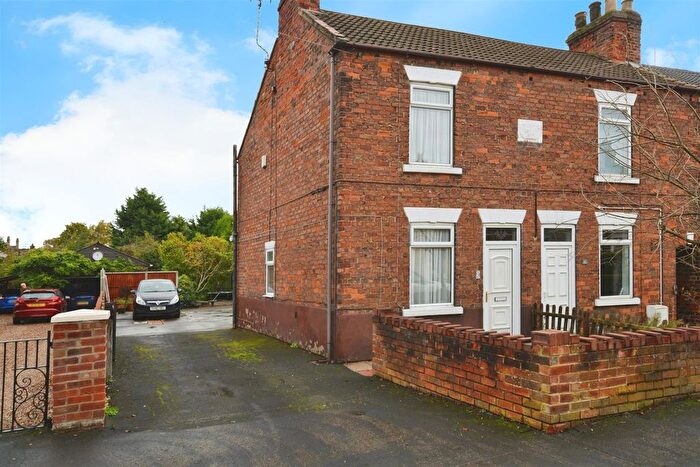 2 Bedroom End Terrace House For Sale In Fieldside, Crowle, Scunthorpe, DN17