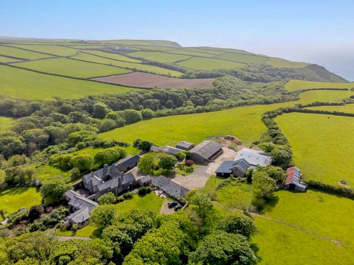 6 Bedroom Country House For Sale In Morwenstow, Bude, Cornwall, EX23