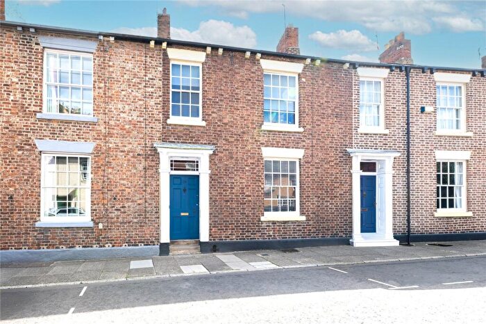 4 Bedroom Terraced House For Sale In Hallgarth Street, Durham, DH1