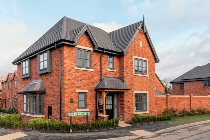 3 Bedroom Detached House For Sale In Cox Close, Hallow, Worcester, WR2