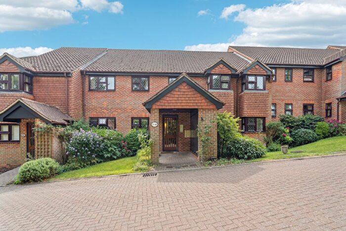 2 Bedroom Property For Sale In Turneys Orchard, Chorleywood, WD3