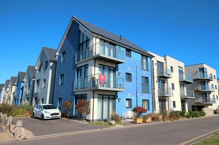 1 Bedroom Flat To Rent In Eirene Road, Goring-By-Sea, Worthing, BN12