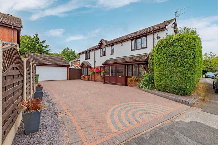 5 Bedroom Detached House For Sale In Castle Hills Drive, Birmingham, West Midlands, B36