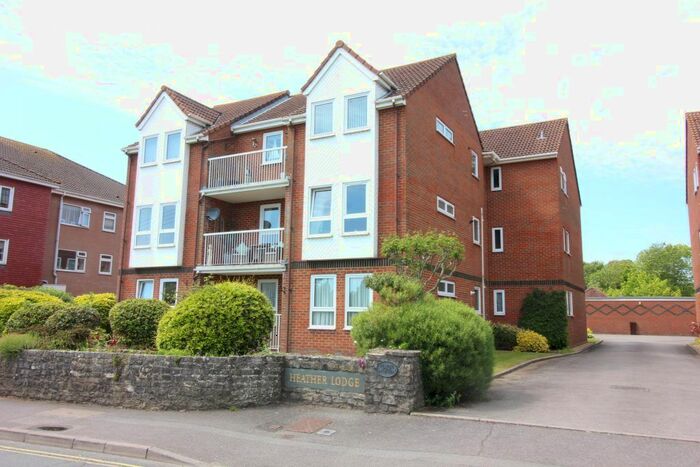 1 Bedroom Flat To Rent In Heather Lodge, Whitefield Road, New Milton, BH25