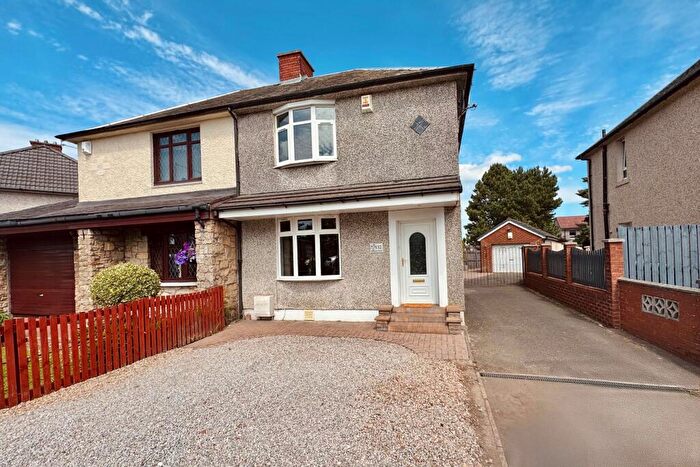 2 Bedroom Semi-Detached House For Sale In Hillhouse Road, Hamilton, ML3