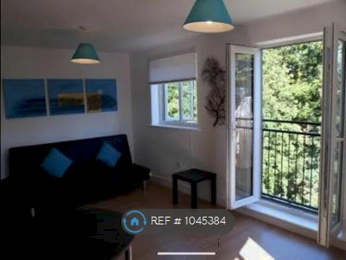 1 Bedroom Flat To Rent In High Street, Beckenham, BR3