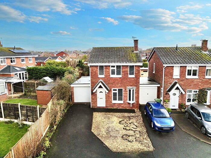 3 Bedroom Detached House For Sale In Knightley Way, Gnosall, ST20