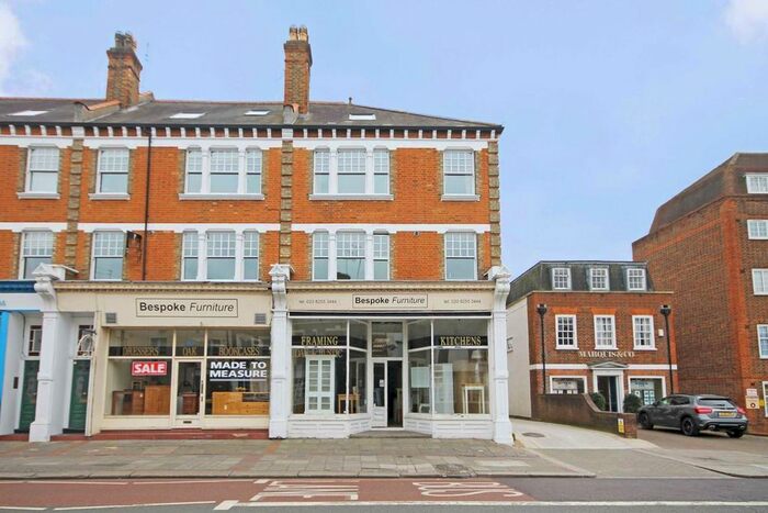 2 Bedroom Flat To Rent In Richmond Road, Twickenham, TW1