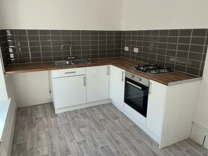 1 Bedroom Flat To Rent In Llewellyn Street, Pentre, CF41