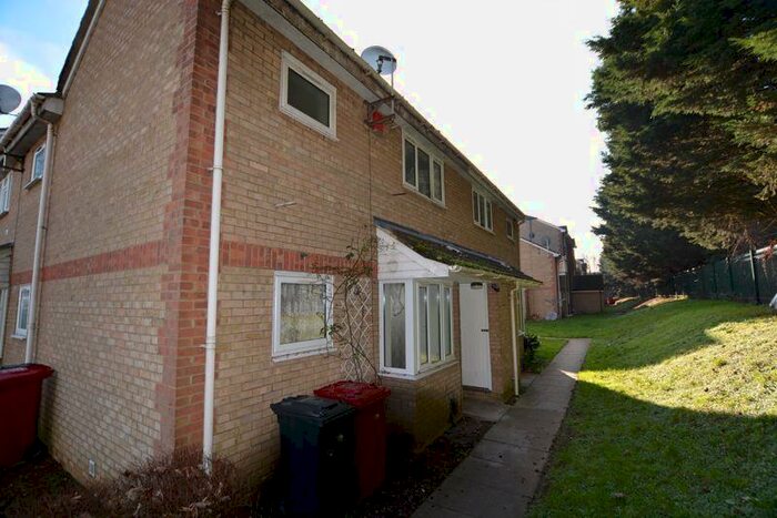 1 Bedroom Terraced House To Rent In Maplin Park, Slough, SL3
