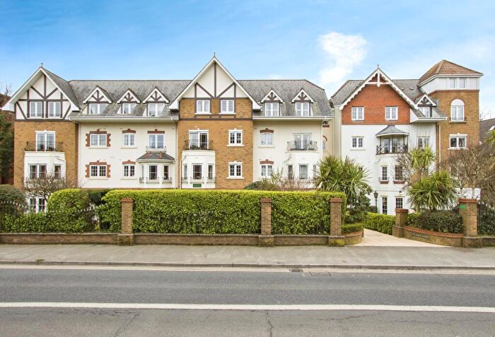 1 Bedroom Flat For Sale In Lansdowne Road, Bournemouth, BH1