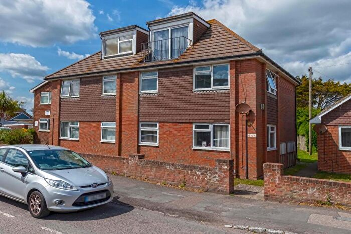 1 Bedroom Flat For Sale In Brighton Road, Lancing, BN15