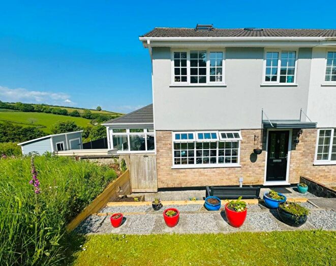 4 Bedroom Semi-Detached House For Sale In Lowertown Close, Landrake, PL12