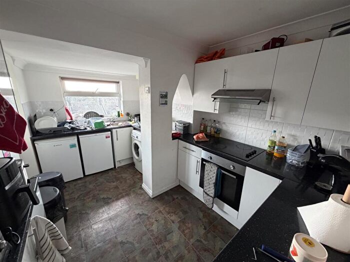 5 Bedroom Terraced House To Rent In Carlyle Avenue, Brighton, BN2