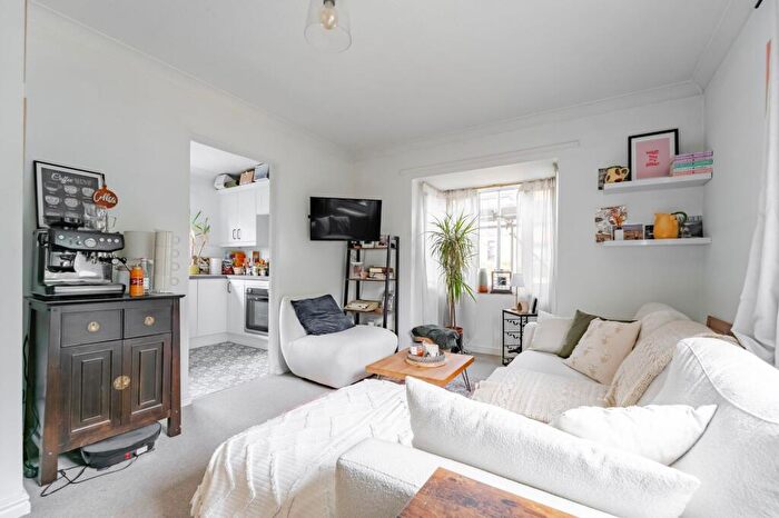 1 Bedroom Flat For Sale In Weston Road, Norwich, NR6