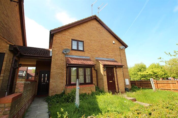 1 Bedroom House To Rent In The Pastures, Hemel Hempstead, HP1