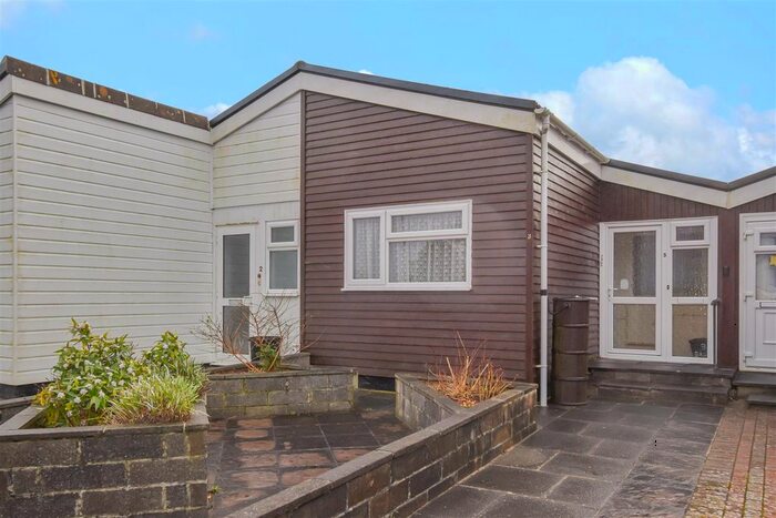 2 Bedroom Terraced Bungalow For Sale In Ellen Close, Mount Hawke, Truro, TR4