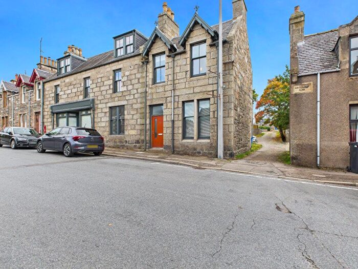 2 Bedroom Apartment For Sale In High Street, Grantown-on-Spey, PH26