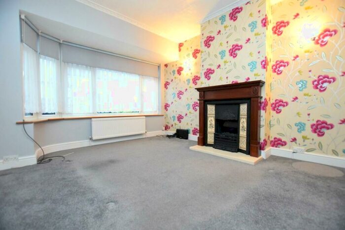 3 Bedroom House To Rent In Temple Avenue, Dagenham, RM8