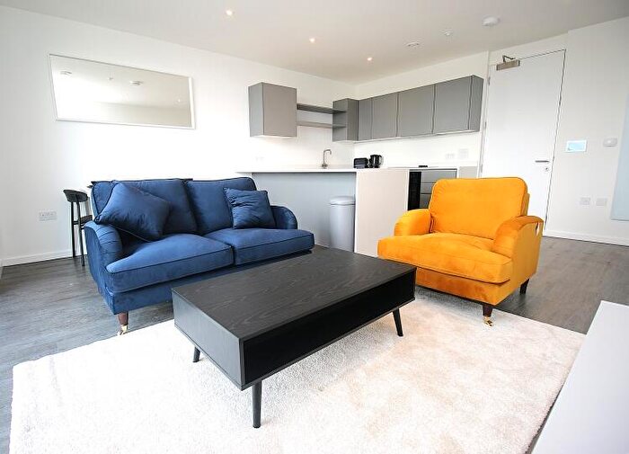 1 Bedroom Apartment To Rent In Uptown, Marlstone Avenue Salford, M3