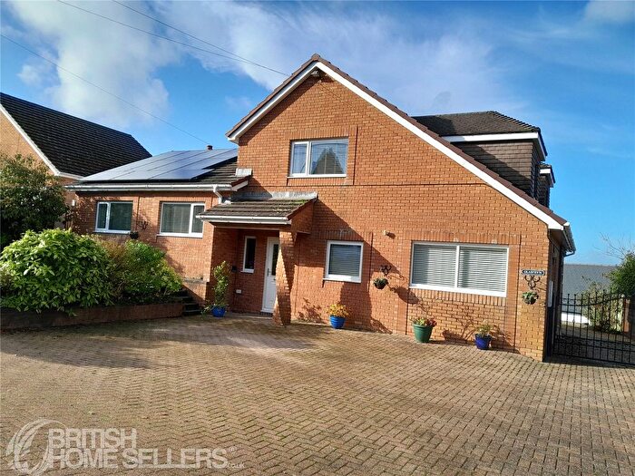 4 Bedroom Detached House For Sale In Alltycnap Road, Johnstown, Carmarthen, Carmarthenshire, SA31