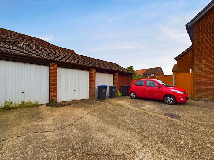 Garage / Parking To Rent In Bridgnorth Close, Worthing, BN13