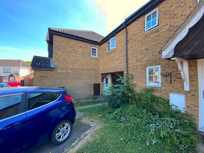 1 Bedroom Maisonette To Rent In Reynold Drive, Aylesbury, HP20