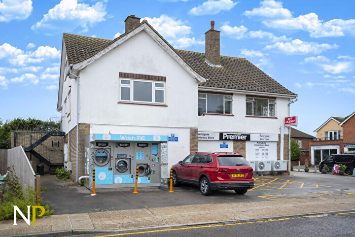 2 Bedroom Apartment To Rent In Prettygate Road, Colchester, CO3