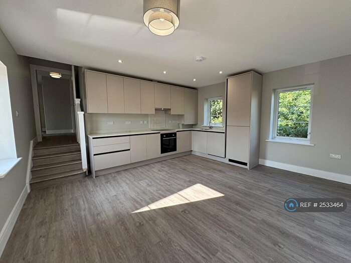 2 Bedroom Flat To Rent In Bridge House, Chalfont St. Peter, Gerrards Cross, SL9