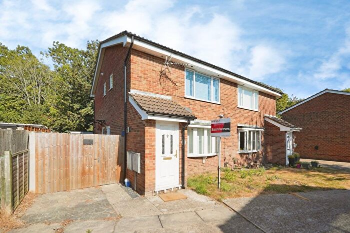 1 Bedroom Maisonette For Sale In Wood Cottage Lane, Folkestone, Kent, CT19