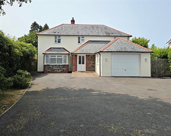 3 Bedroom Detached House For Sale In Snowdrop Crescent, Launceston, PL15