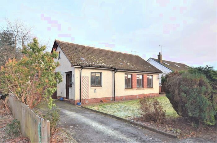 3 Bedroom Bungalow To Rent In Lubnaig Drive, Callander, Stirling, FK17