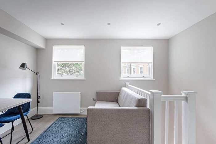 1 Bedroom Flat To Rent In Collingham Road, London, SW5