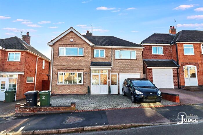 4 Bedroom Detached House For Sale In Andrew Road, Anstey, LE7